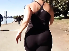 Candid - buxom asian nutbooty relative apropos yogapants