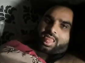 Scandal Of Bilal Goraya Outlander Gujranwala, Pakistan Lives in Frankfurt, Germany Caught Masturbation On Camera 00491735843586